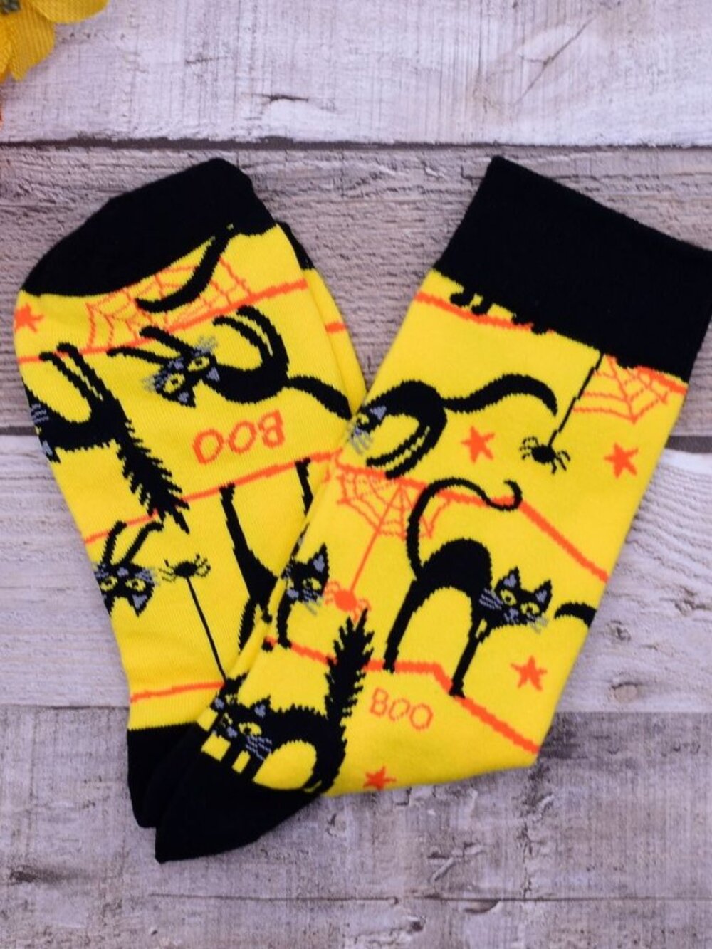 Happy Haunts Halloween Boo Socks Black Cats and Spiders Yellow Gift Packaged